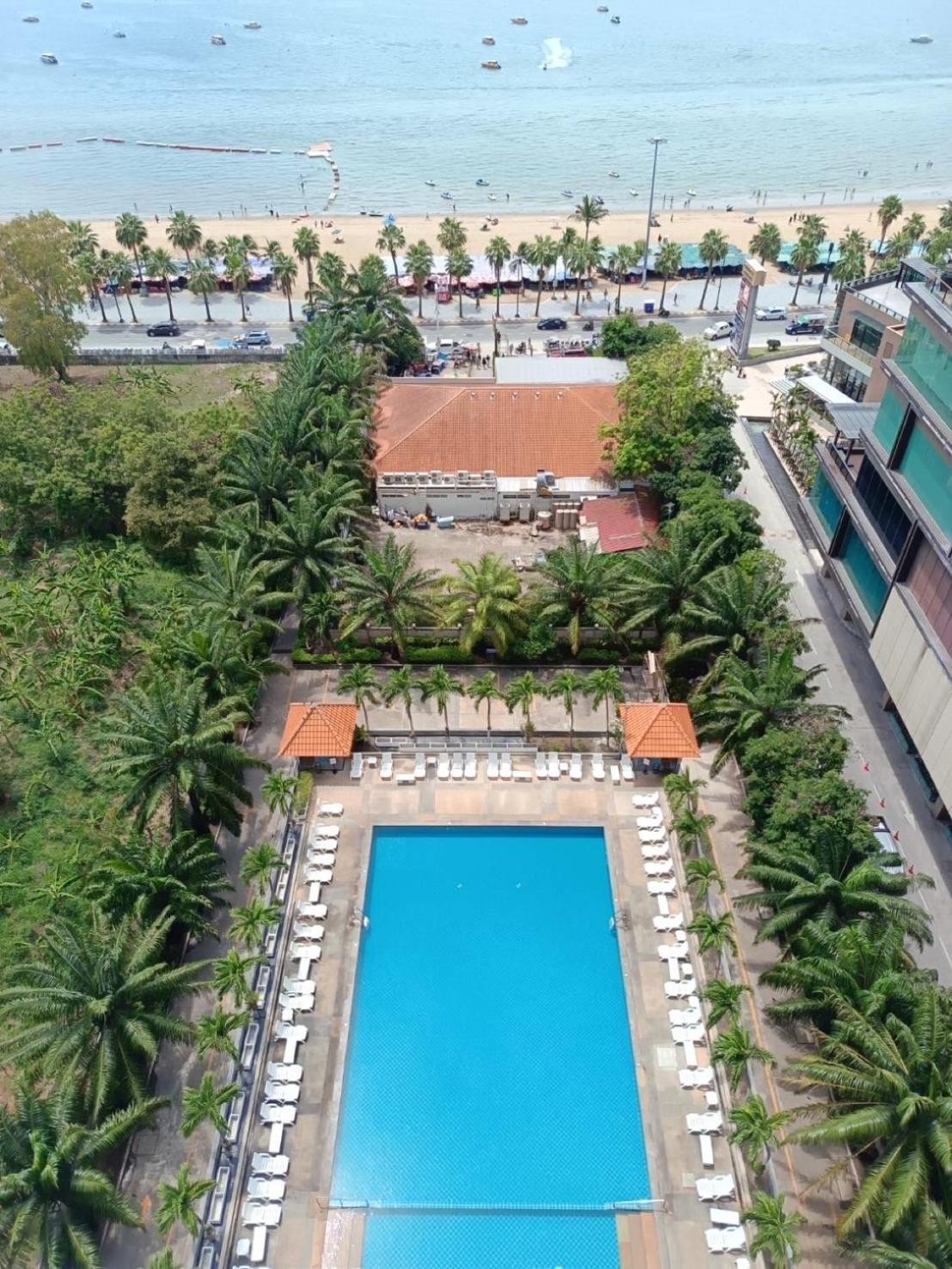 View Talay 6 Pattaya Beach By Anatolia Condo Suite Dış mekan fotoğraf