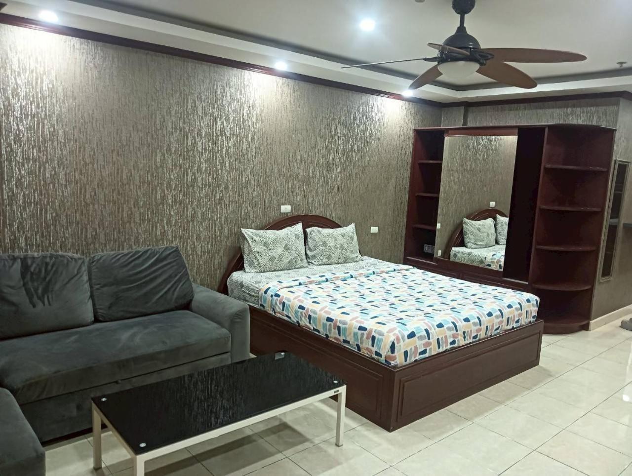 View Talay 6 Pattaya Beach By Anatolia Condo Suite Dış mekan fotoğraf