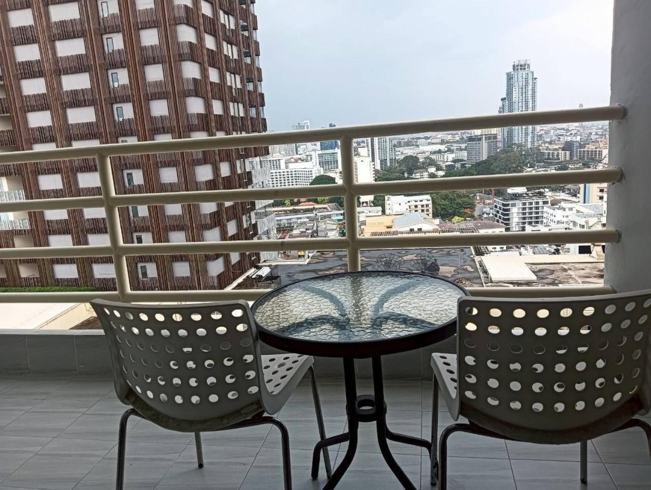 View Talay 6 Pattaya Beach By Anatolia Condo Suite Dış mekan fotoğraf