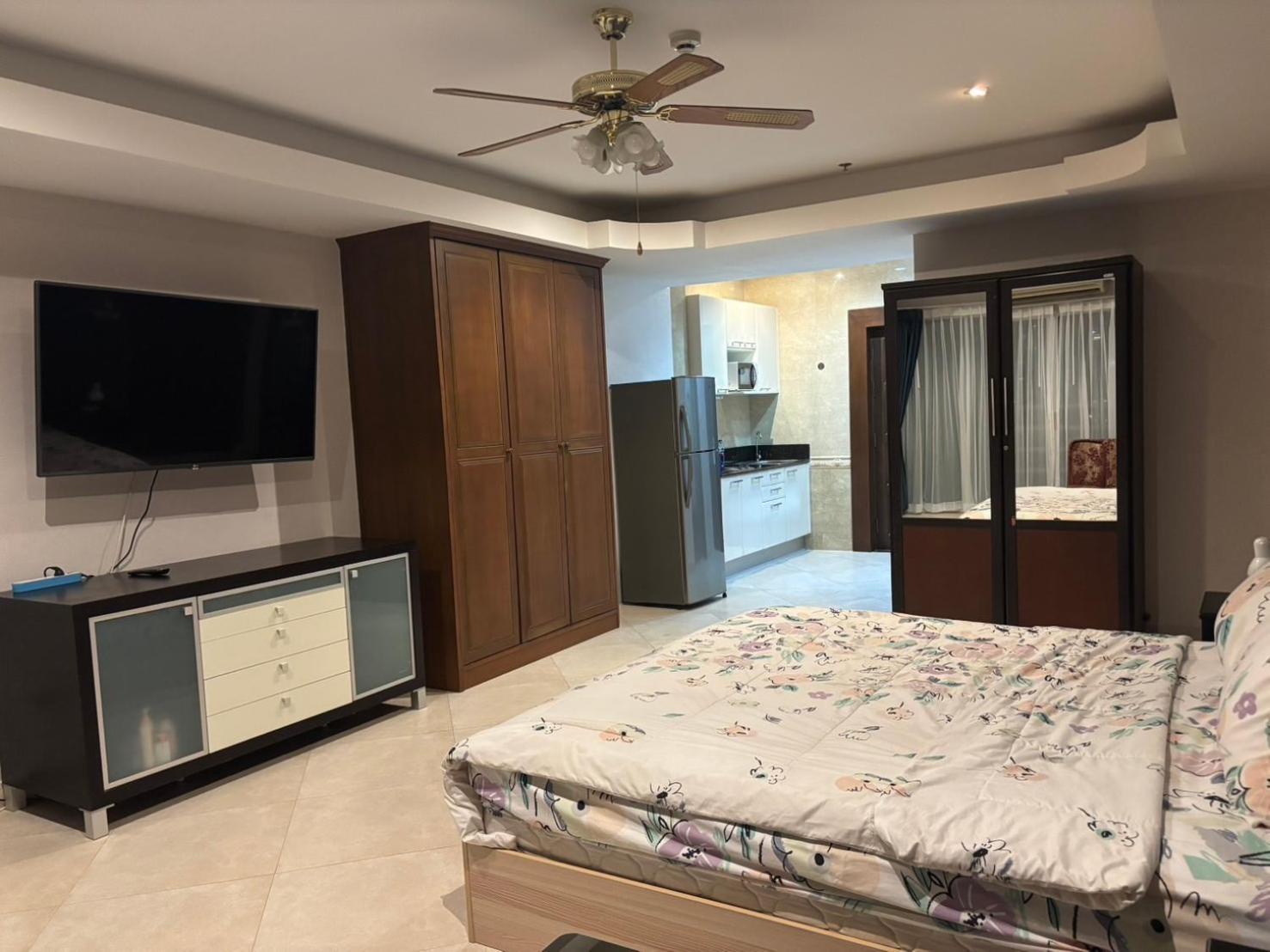 View Talay 6 Pattaya Beach By Anatolia Condo Suite Dış mekan fotoğraf