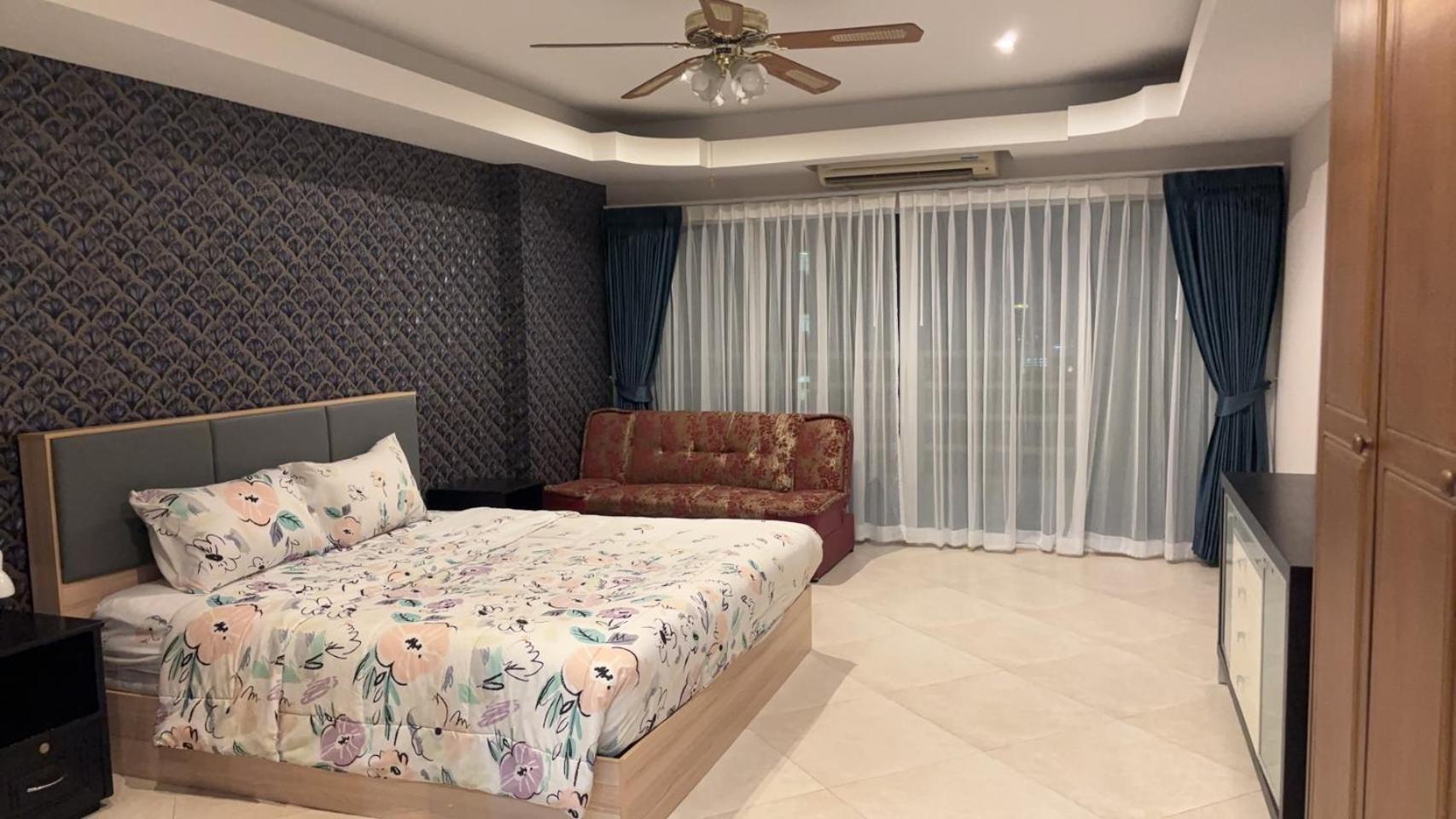 View Talay 6 Pattaya Beach By Anatolia Condo Suite Dış mekan fotoğraf