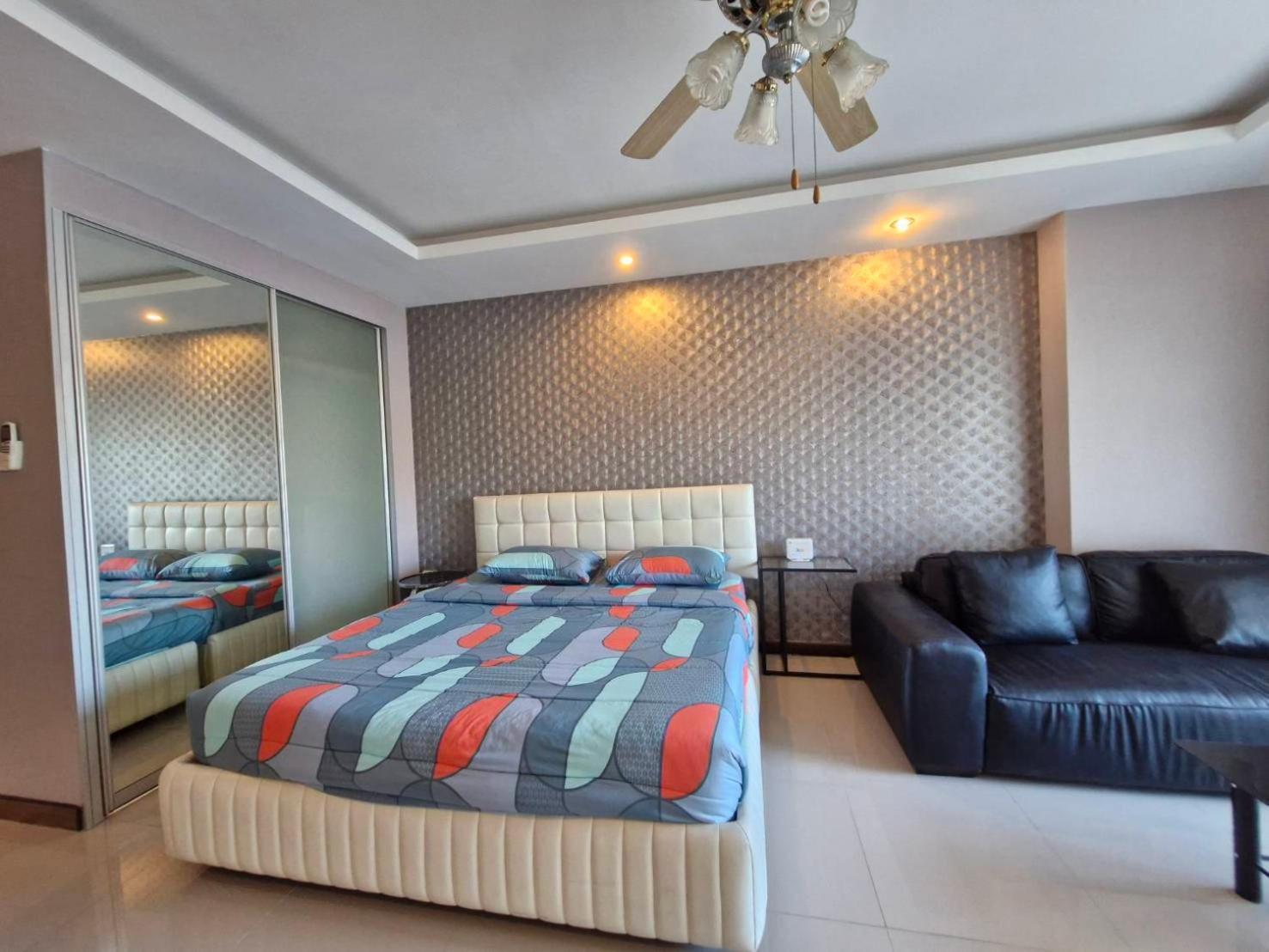 View Talay 6 Pattaya Beach By Anatolia Condo Suite Dış mekan fotoğraf